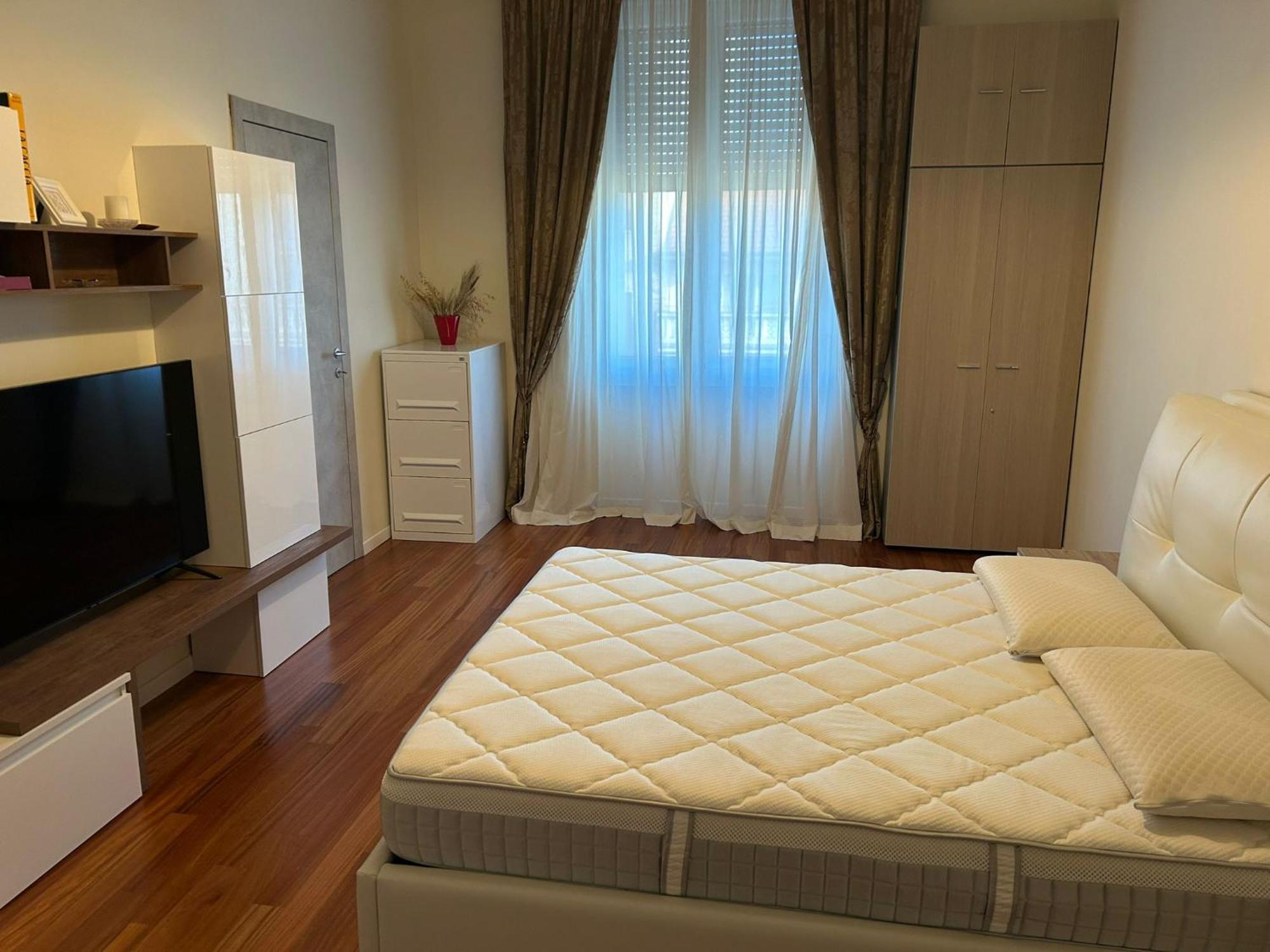 Station Apartment
